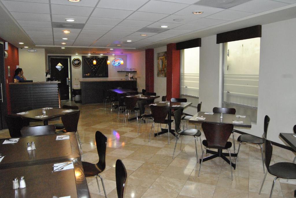 Hotel Alameda Express Matamoros  Dış mekan fotoğraf