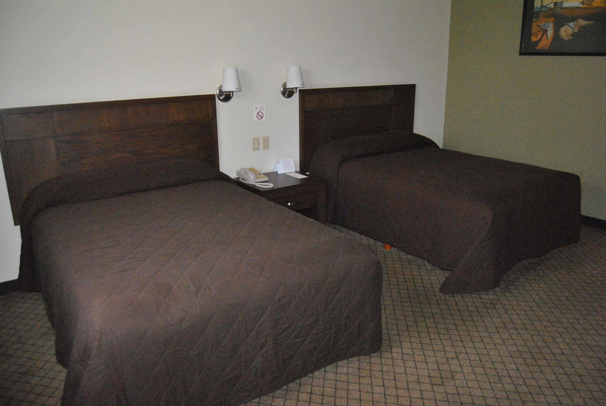 Hotel Alameda Express Matamoros  Dış mekan fotoğraf