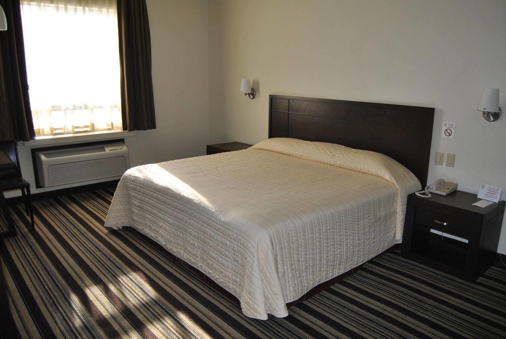 Hotel Alameda Express Matamoros  Dış mekan fotoğraf