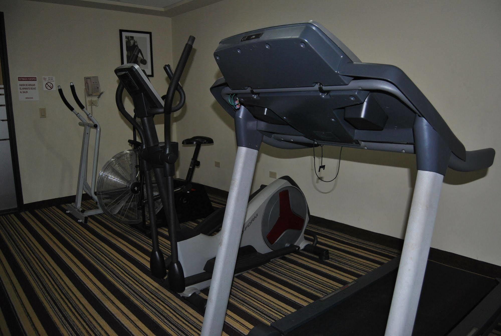 Hotel Alameda Express Matamoros  Dış mekan fotoğraf