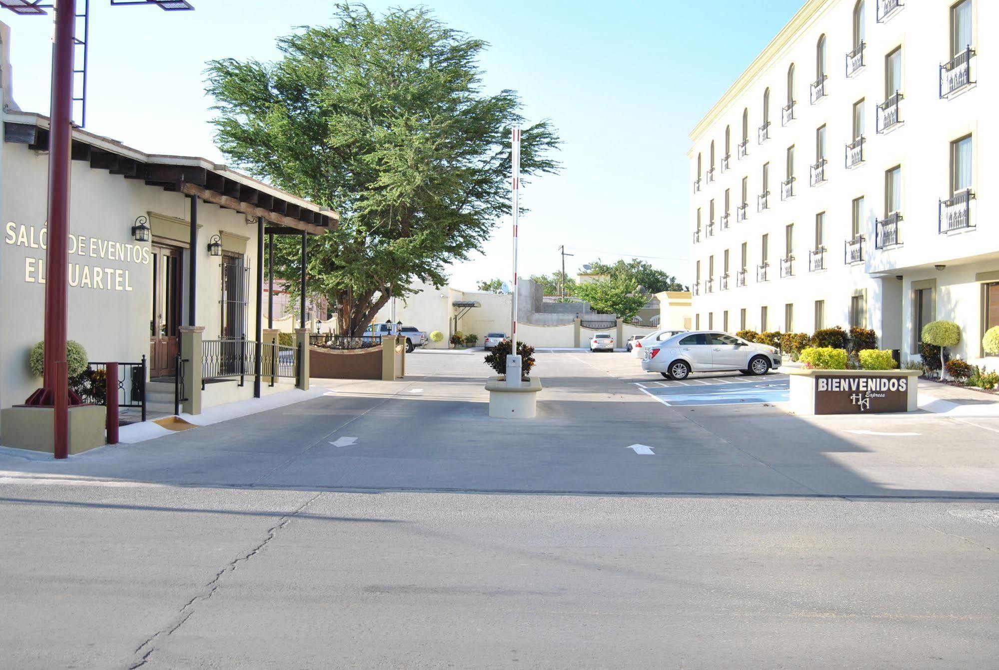 Hotel Alameda Express Matamoros  Dış mekan fotoğraf